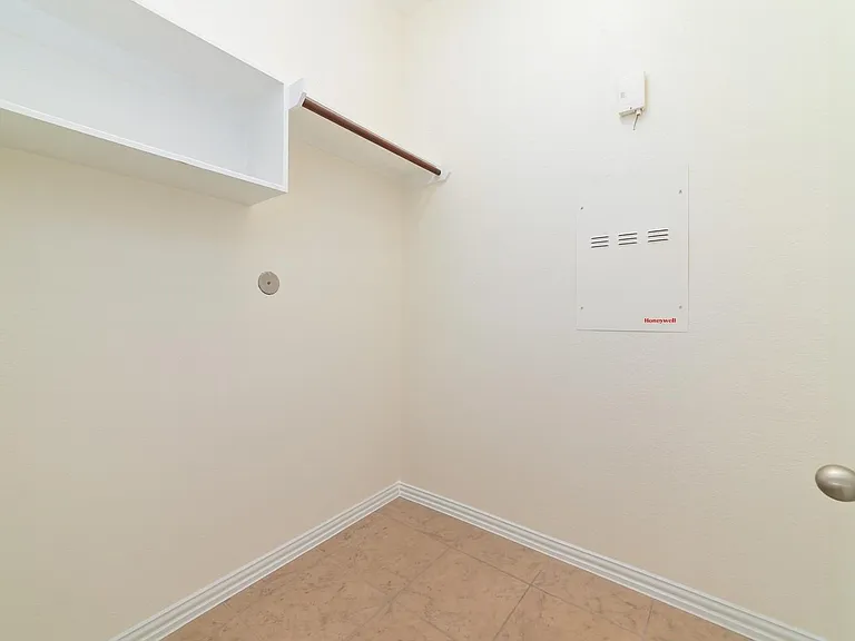 17314 Aldenwilds Ln — Photo 25