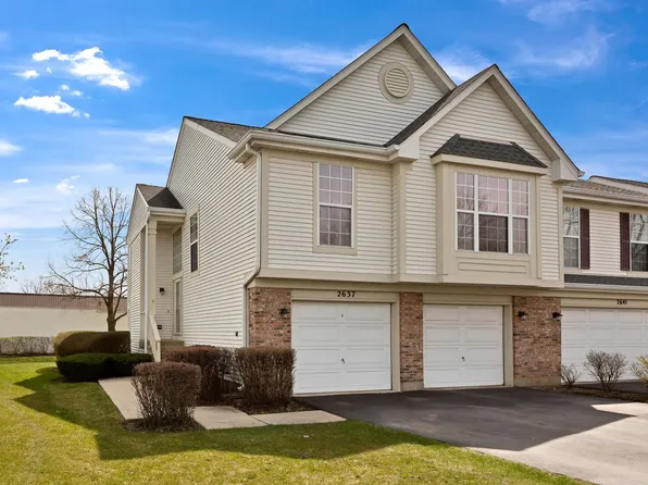 2637 S Embers Ln, Arlington Heights, IL 60005