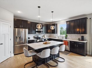 1715 Hemlock Way, Chanhassen, MN 55317