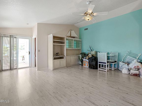 4th image of 10534 W Yukon Dr