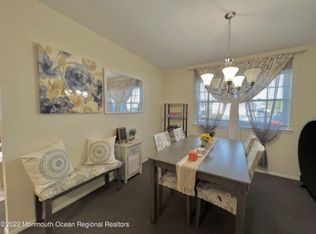 1 Kathy Ct, Brick, NJ 08724