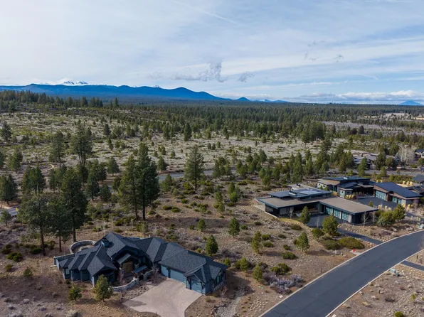 61411 Cannon Ct, Bend, OR 97702