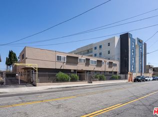 10130 S Inglewood Ave, Inglewood, CA 90304