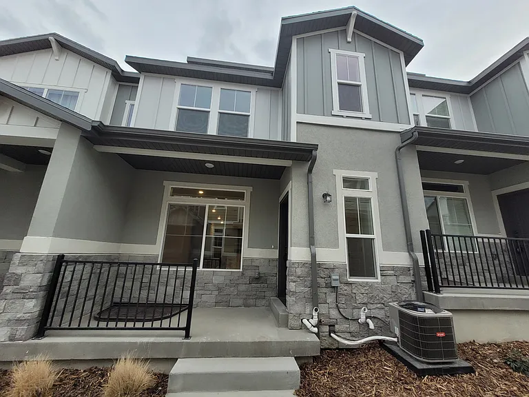 4250 W Bromwell Ct — Photo 1