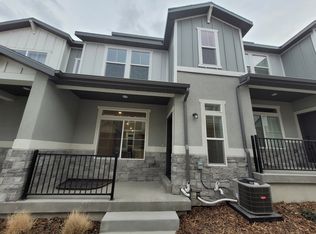 4250 W Bromwell Ct, Lehi, UT 84043