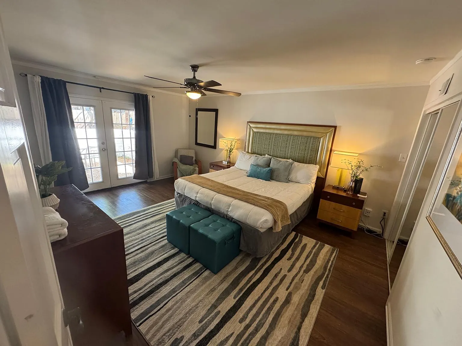 5 bed, 2195 sqft, $8,999 — Photo 4