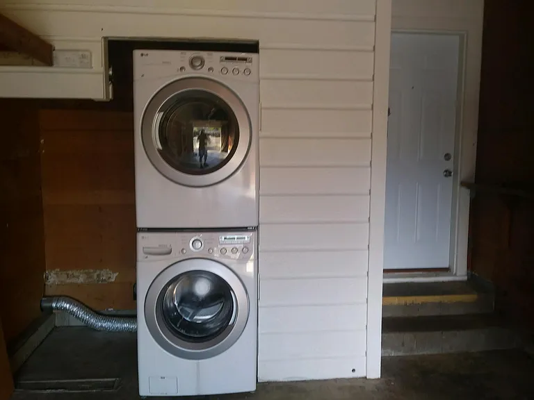 1007 W Sycamore St — Photo 15
