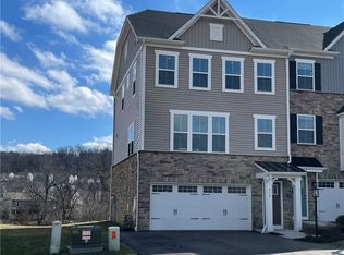 410 Scharberry Ln, Mars, PA 16046