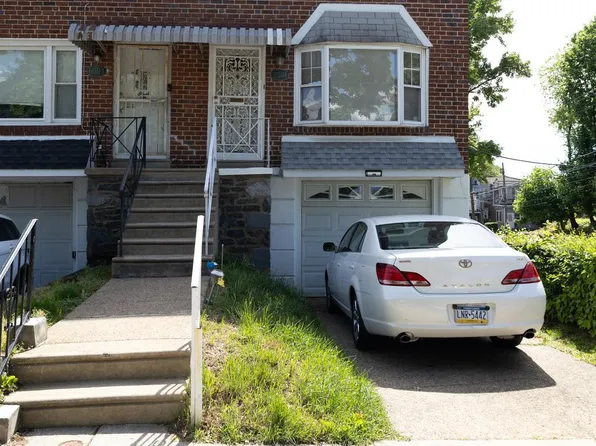6001 N Warnock St, Philadelphia, PA 19141