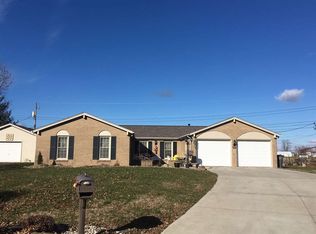 1325 Hickory Hill Ct, Seymour, IN 47274