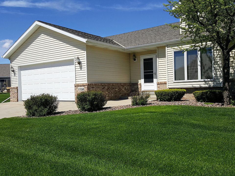 1st image of 1550 Primrose Ln
