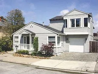 109 Monterey Ave photo 1