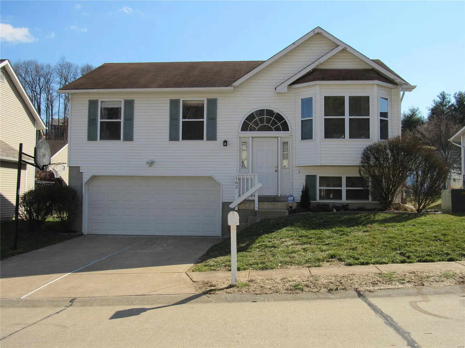 162 Wynstay Ave photo 1