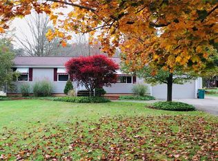 10870 Heath Rd, Kirtland, OH 44094