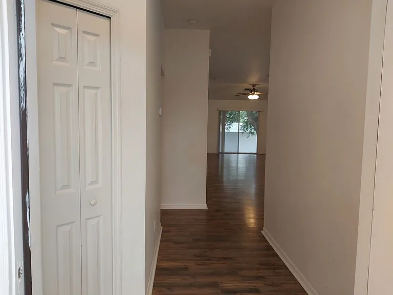 557 Windermere Dr — Photo 4