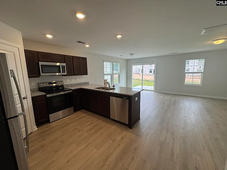 421 Pinaster Path — Photo 5
