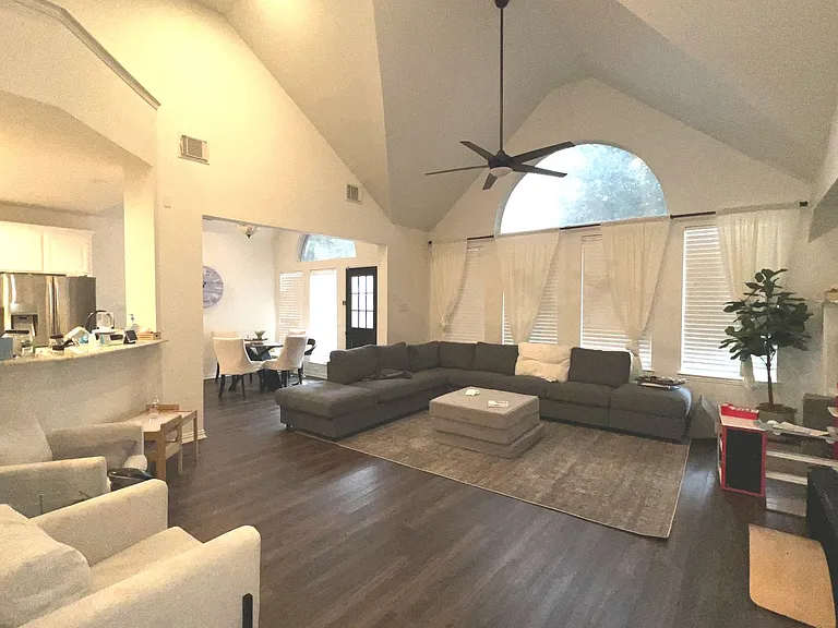 5 Parkway Ct — Photo 32