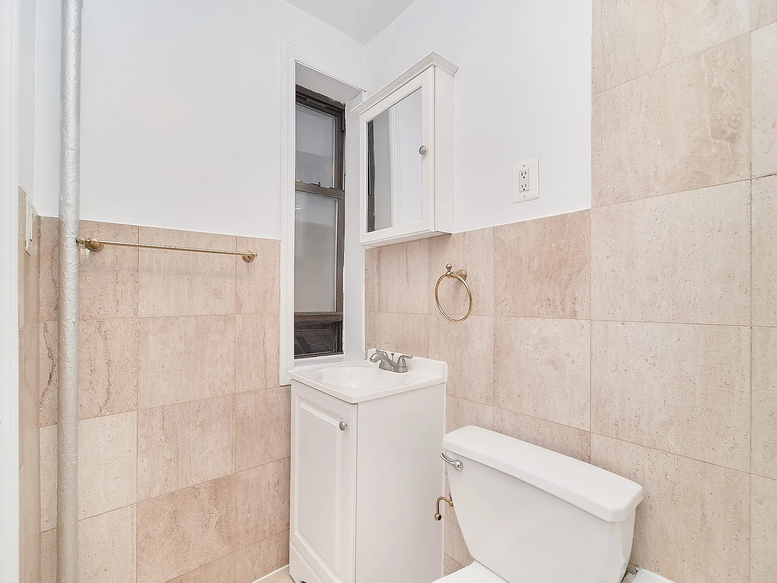 313 East 95th Street — Photo 3