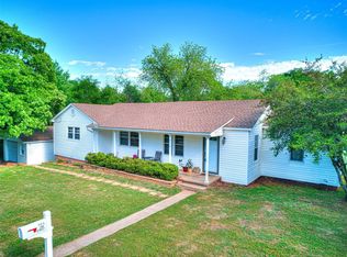 510 E 3rd St, Chandler, OK 74834