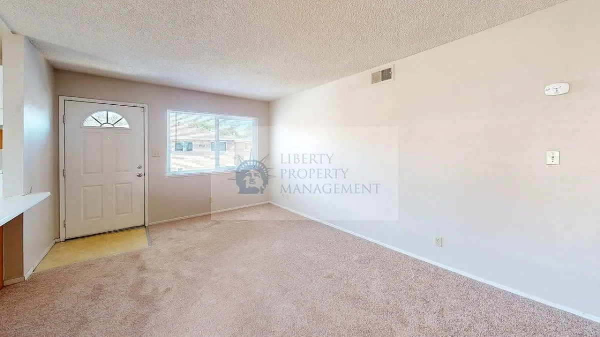 2 bed, 800 sqft, $1,550 — Photo 4