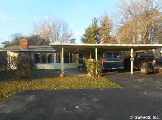 60 Hollybrook Rd, Rochester, NY 14623