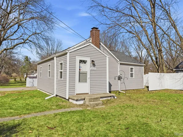 2335 Holmes Rd, Ypsilanti, MI 48198