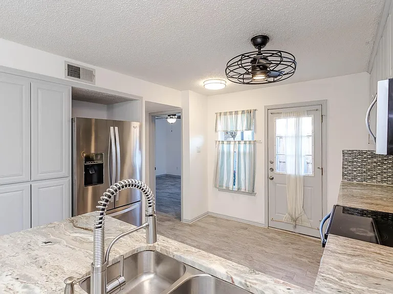 1809 W Spring Creek Pkwy #C2 — Photo 9
