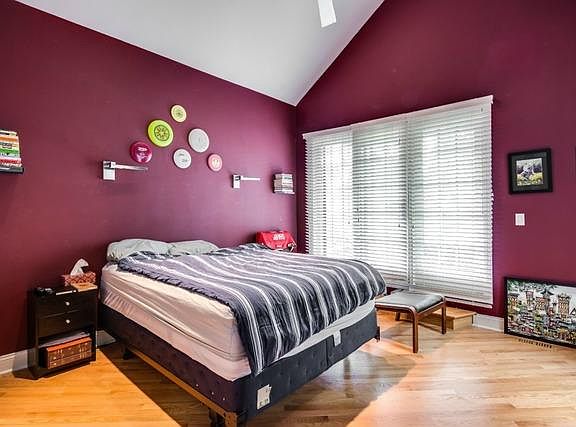 4th image of 1517 N North Park Ave #2