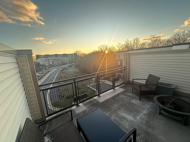 14566 Lake Vista Dr — Photo 5