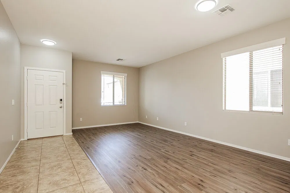 4 bed, 2.0 bath, 1915 sqft, $2,900 — Photo 3