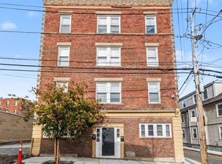 29 Palmer St #2, Salem, MA 01970
