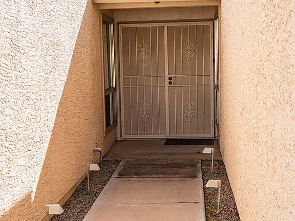 4th image of 26646 S BRENTWOOD Drive
