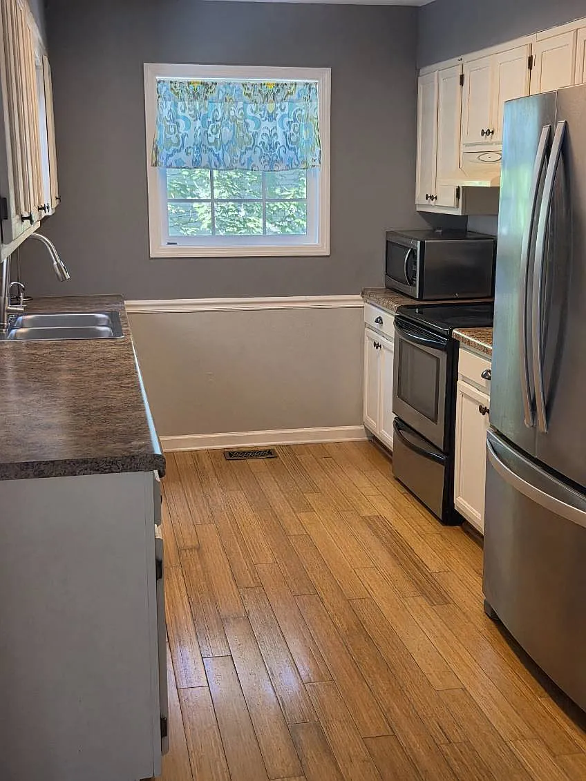 3 bed, 1440 sqft, $2,400 — Photo 3
