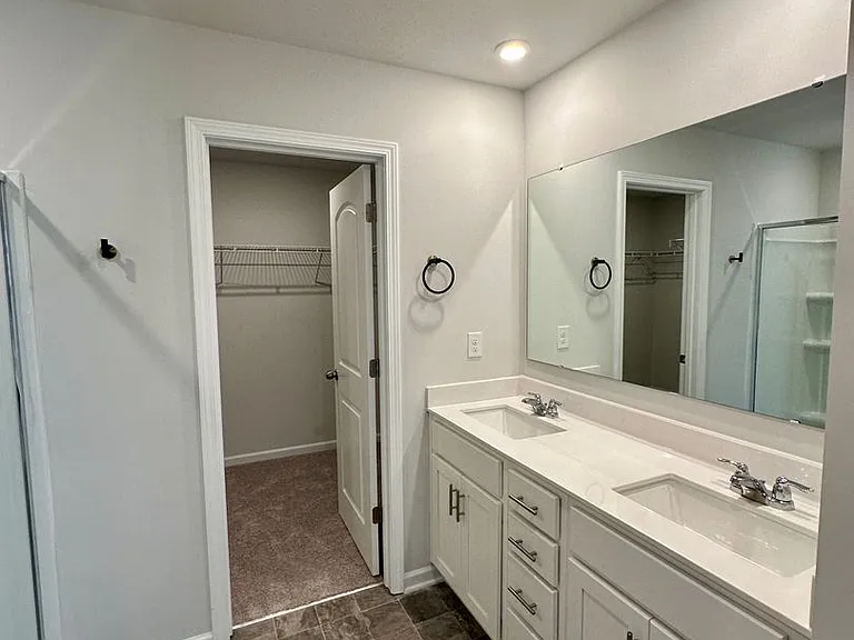 2123 Lavender Meadows Ct — Photo 17