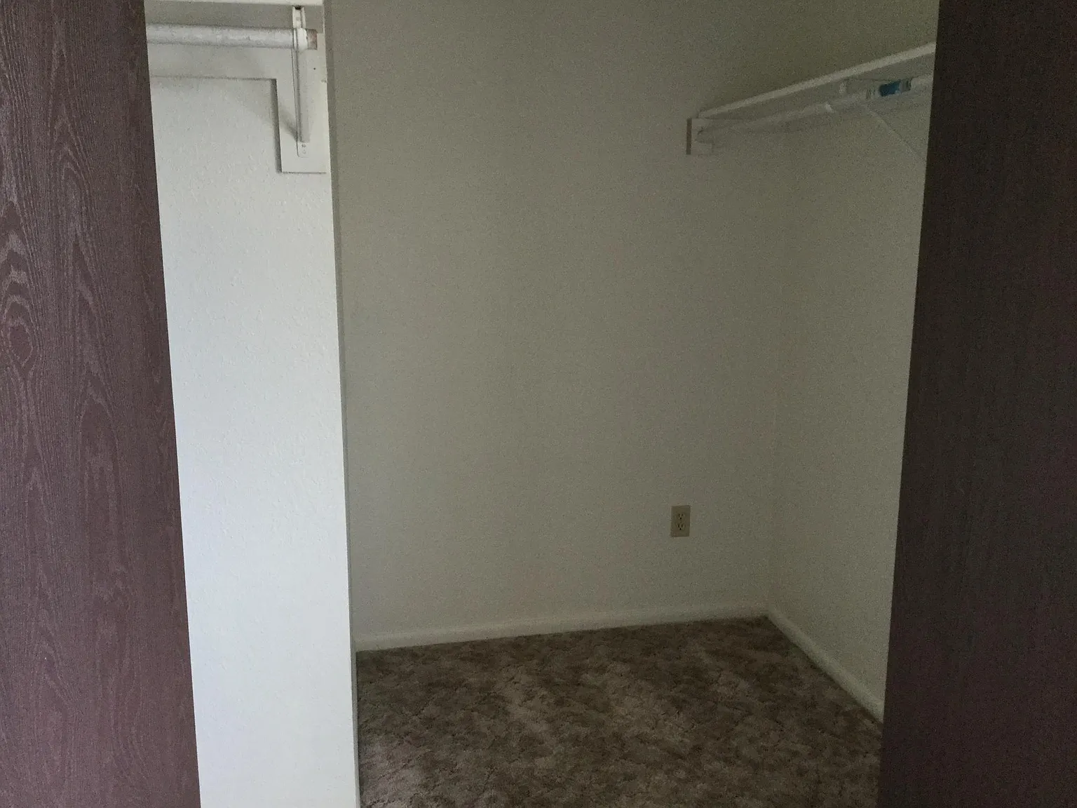 2 bed, 944 sqft, $1,200 — Photo 3