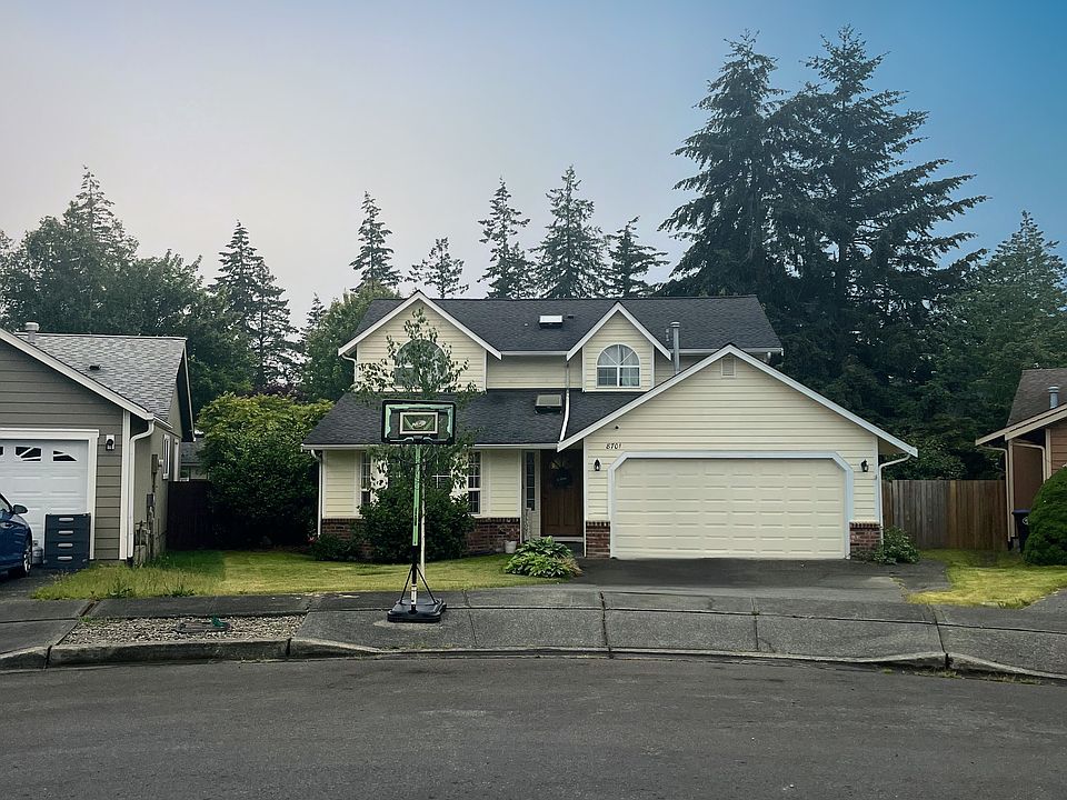 1st image of 8701 NE Sebastian Dr