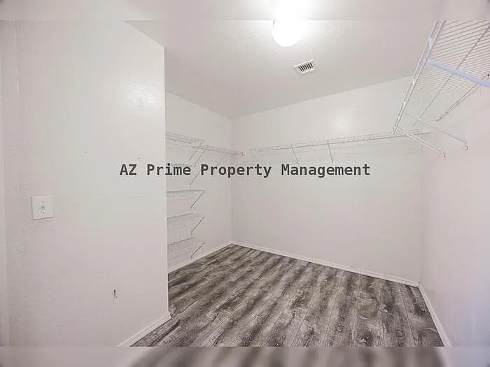 2913 W Fremont Rd — Photo 17