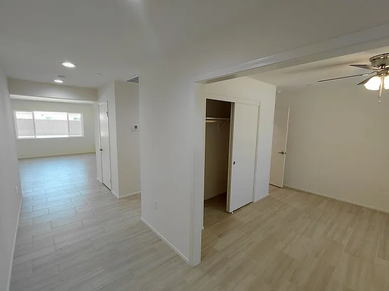 485 Palomino Ct — Photo 2