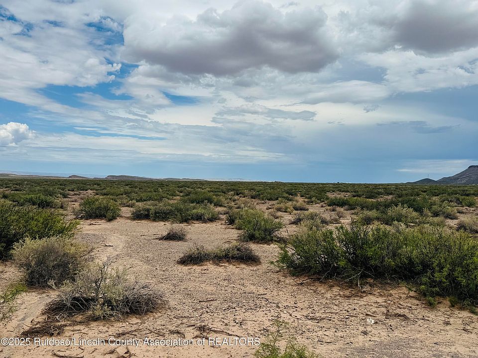 2nd image of 54 High Noon Rd