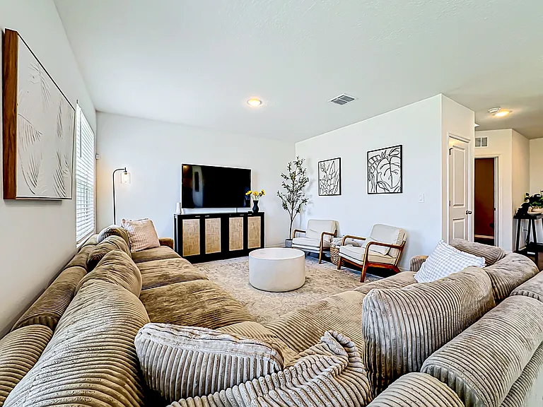 13019 Bluff Oak Way — Photo 6