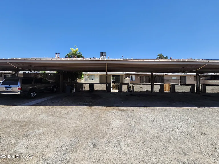 1244 S Camino Seco — Photo 22