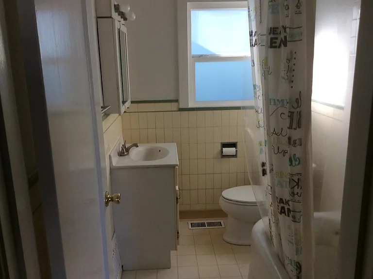 198 Marys Ave — Photo 8