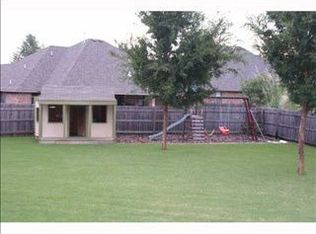 21480 Lake Shadows Dr, Edmond, OK 73012