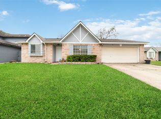 10410 Rancho Bernardo Ln, Sugar Land, TX 77498