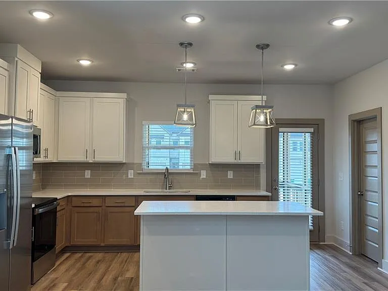 4224 Fern River Trl — Photo 8
