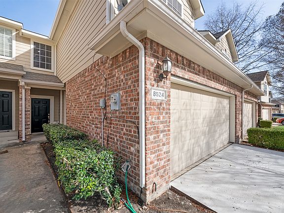 2nd image of 8524 Heather Ridge Dr