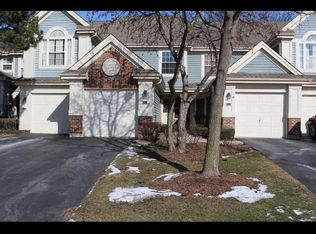 859 Spring Creek Ct, Elk Grove Village, IL 60007