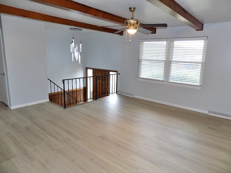189 Wiggins Ln — Photo 8