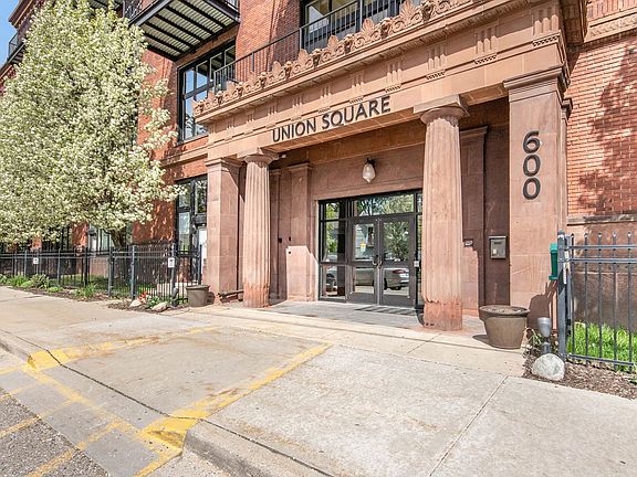 3rd image of 600 Broadway Ave NW APT 621C