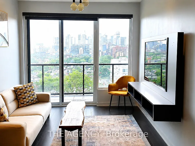 1030 King St W #1005 — Photo 7